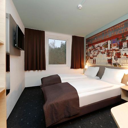 B&B Hotel Berlin-Dreilinden Kleinmachnow Exterior foto