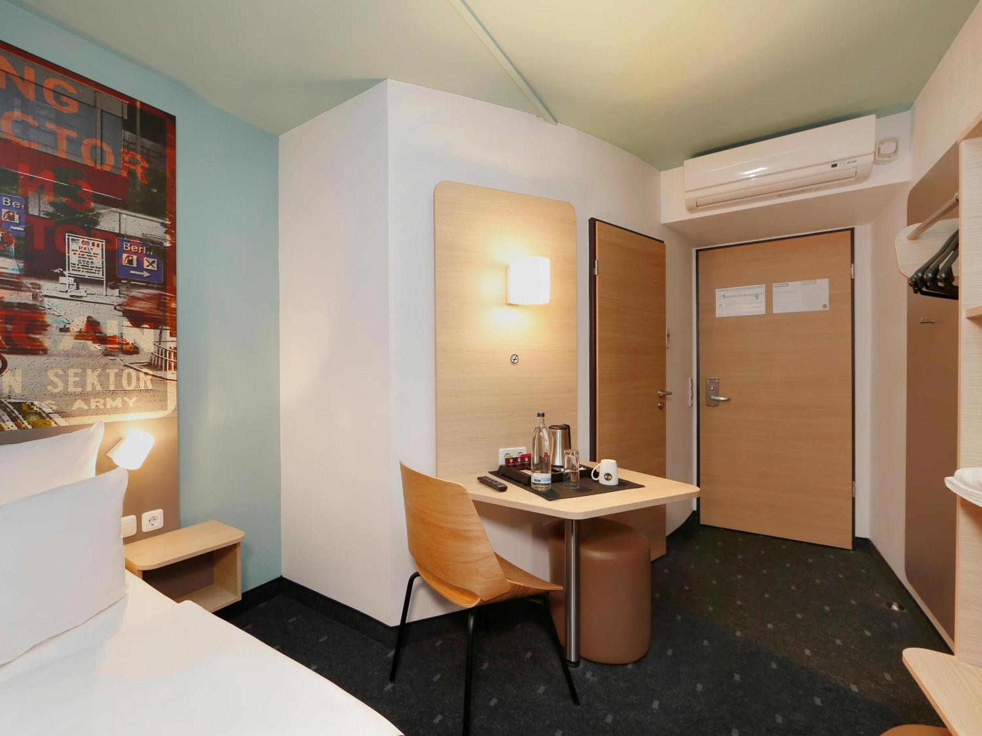 B&B Hotel Berlin-Dreilinden Kleinmachnow Exterior foto